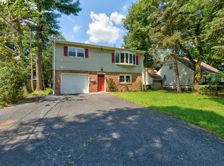 332 James St, Ridgewood, NJ 07450