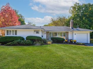 6 Jeannette Dr, Port Washington, NY