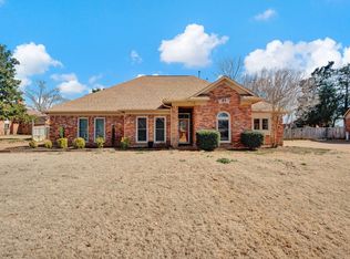 4334 Old Forest Rd, Memphis, TN 38125