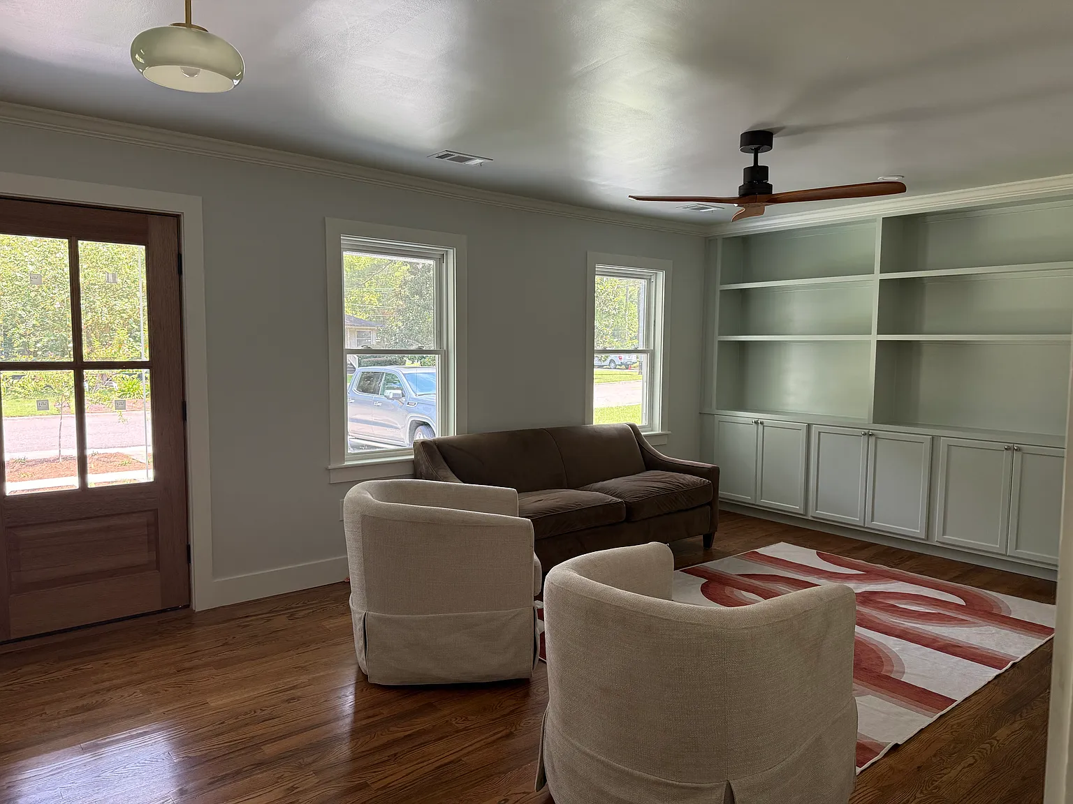 2 bed, 936 sqft, $1,500 — Photo 2