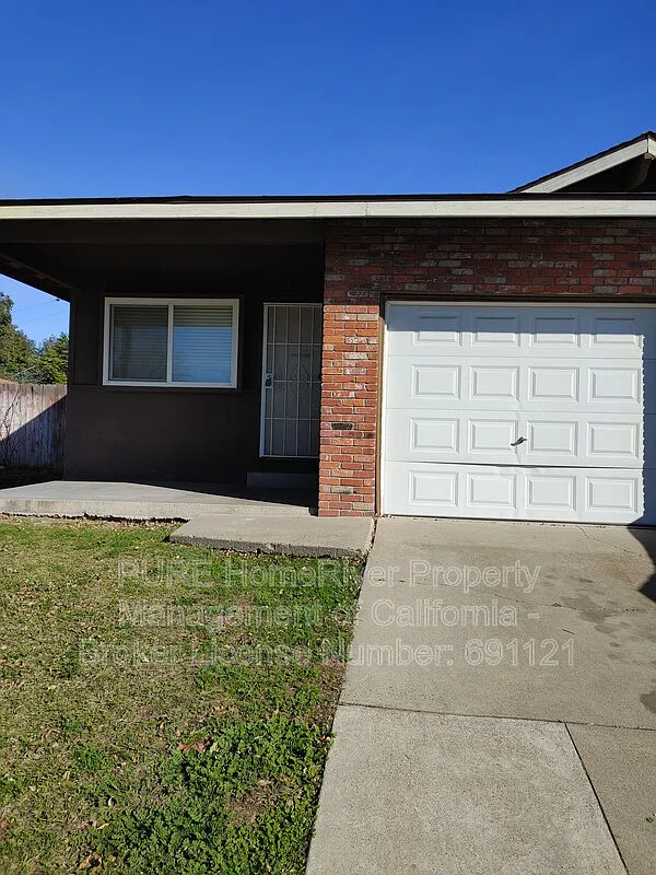2 bed, 1.0 bath, $1,795 — Photo 1