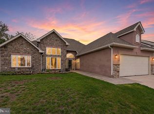 150 Sunset Dr, Mount Royal, NJ 08061