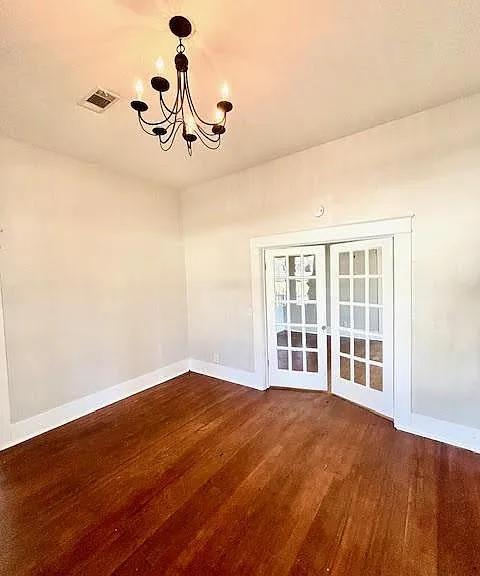 211 E Phillips St — Photo 12