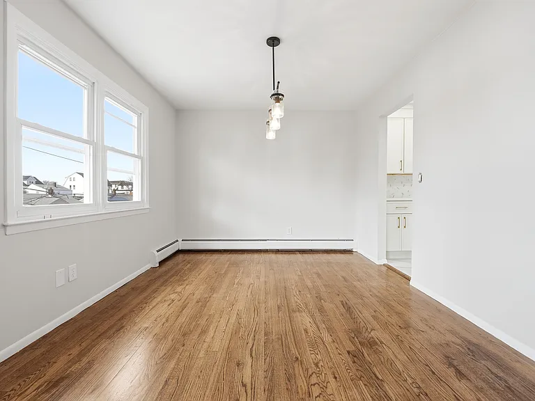 1207 S State St — Photo 11