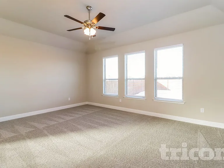 133 Constitution Dr — Photo 9