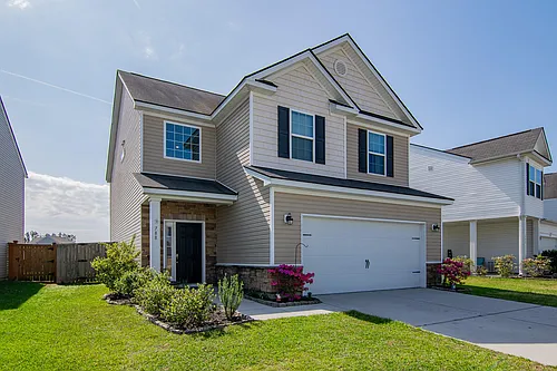 788 Redbud Ln Photo 1