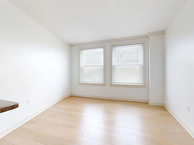 Dining/Living room