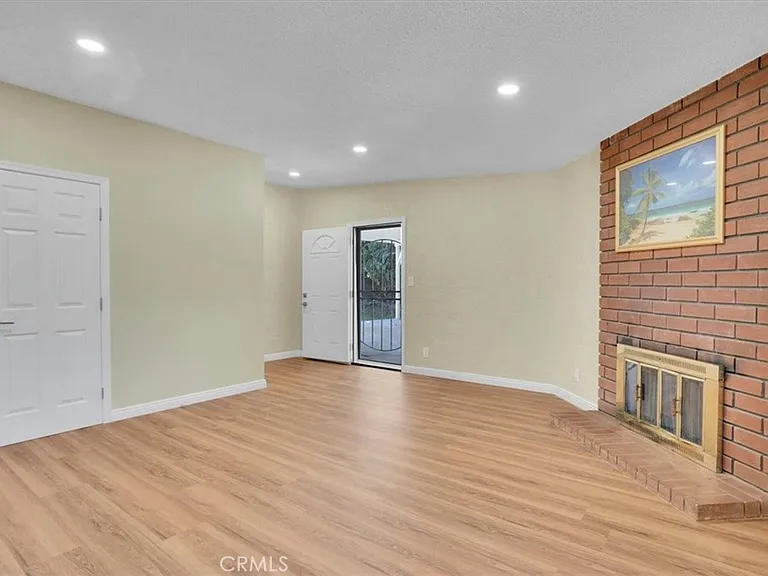 9241 Vicki Dr — Photo 7