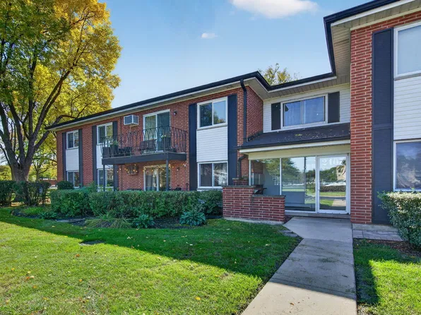 2407 E Brandenberry Ct APT 1L, Arlington Heights, IL 60004