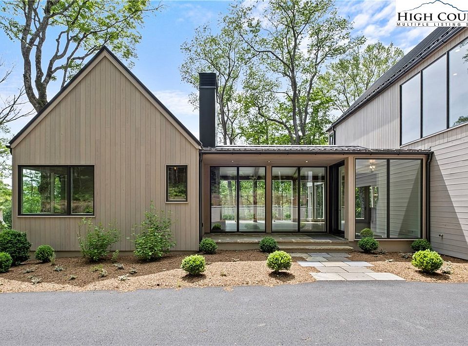 1st image of 320 Hemlock Drive