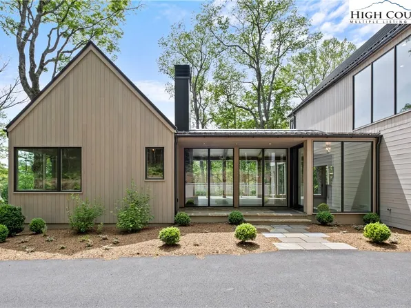 320 Hemlock Drive, Linville, NC 28646