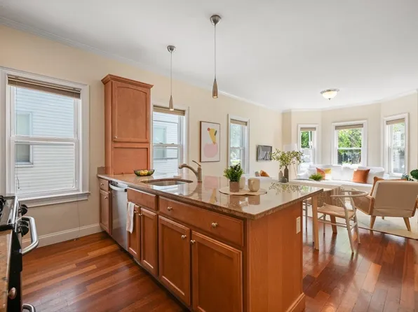 297 Cardinal Medeiros Ave #1, Cambridge, MA 02141