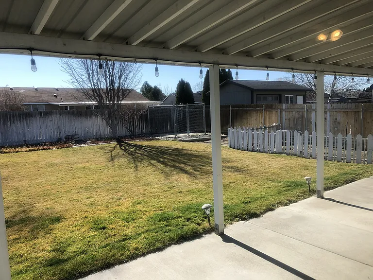 4902 Sierra Dr — Photo 15