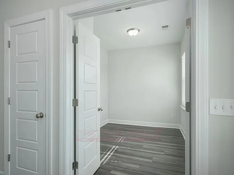 8 Callen Oak Way — Photo 11