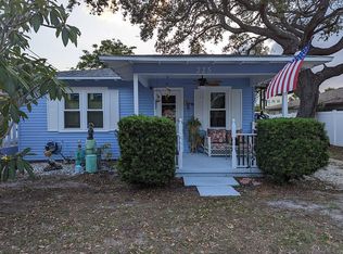 225 11th St SW, Largo, FL 33770