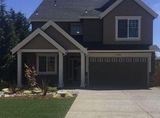 12784 Myrtlewood Way, Oregon City, OR 97045