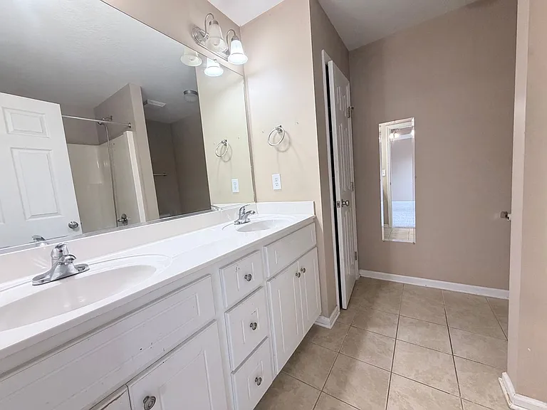 1074 Grove Landing Ln — Photo 25