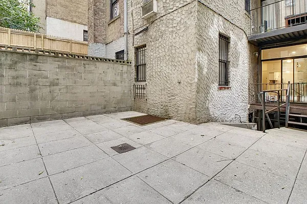 Rented by LG Fairmont Group | media 8