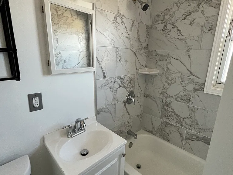 5020 Astor Pl SE #3 — Photo 9