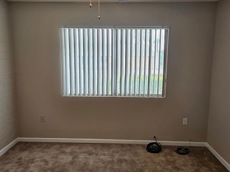 10010 W Andover Ave — Photo 12