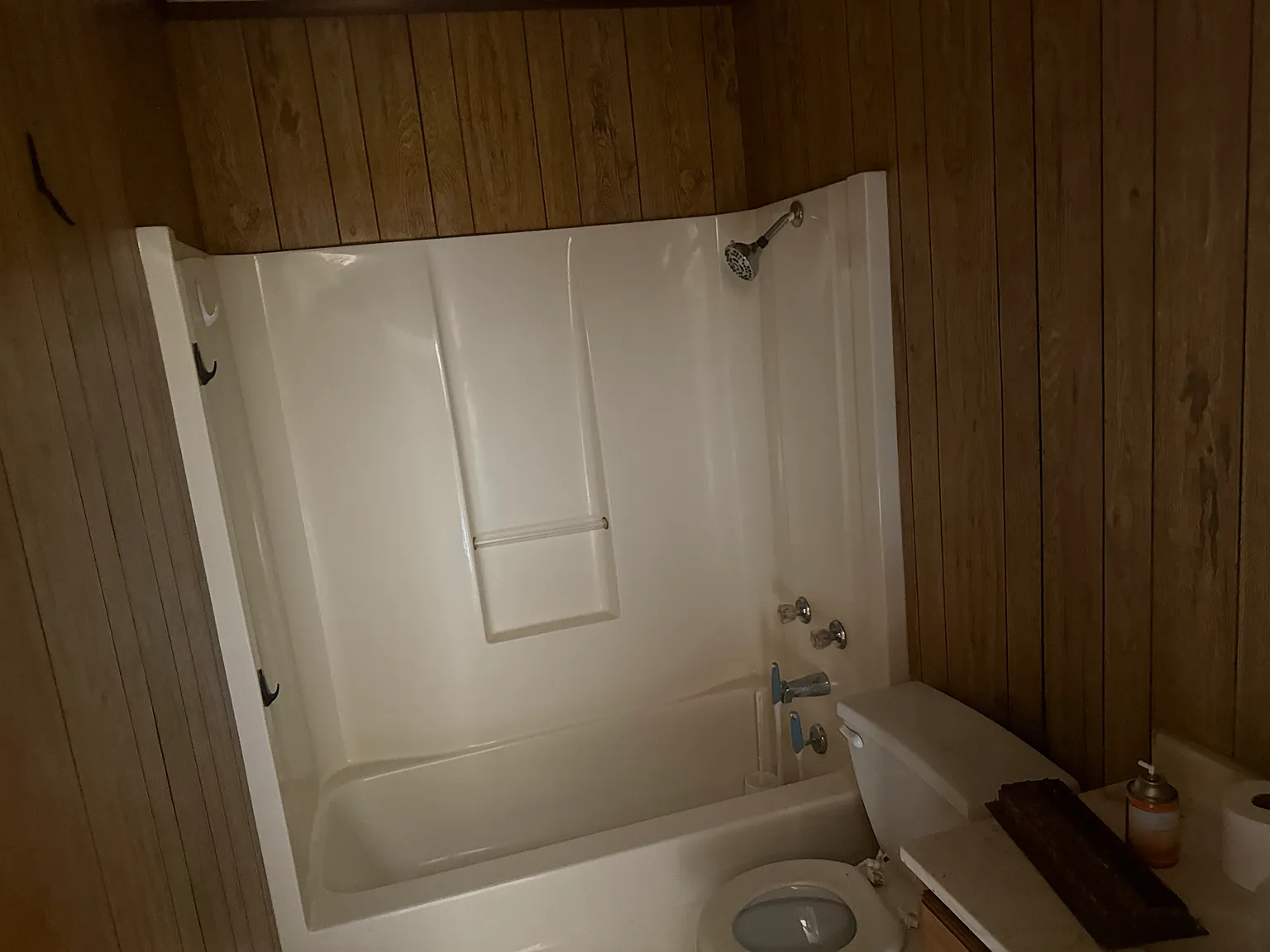 2 bed, $850 — Photo 1