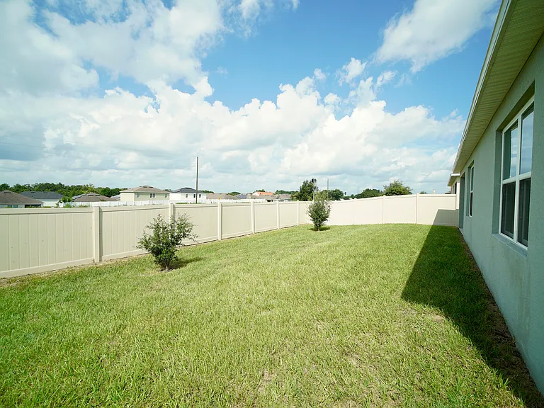 4325 Deleon St — Photo 18