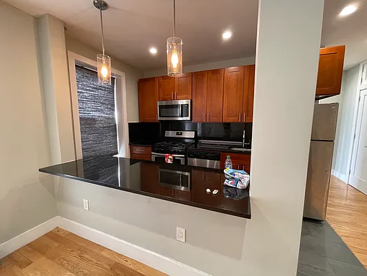 Rented by Sterea Agency | media 2