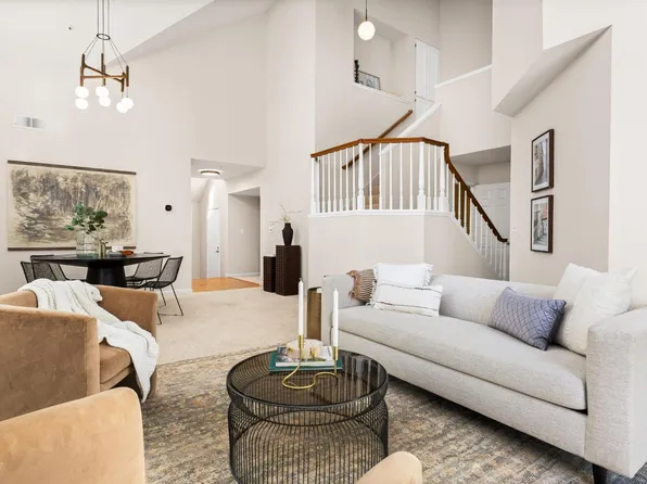 34 Valley West Circle, Napa, CA 94558