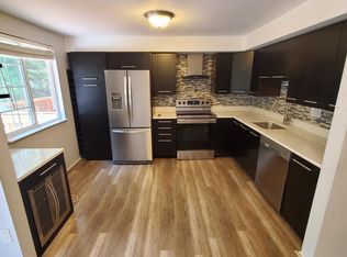 8264 Burning Forest Ct, Springfield, VA 22153