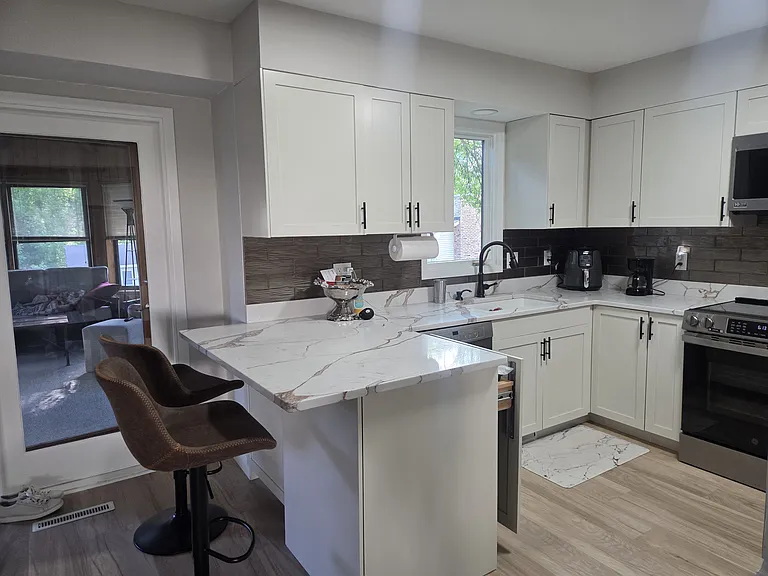 6310 Squire Dr NE — Photo 3