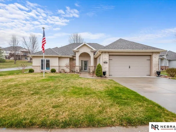 1509 S 190th Plz, Omaha, NE 68130