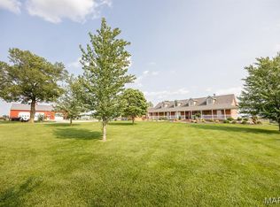 10642 Fuesser Rd, Mascoutah, IL 62258
