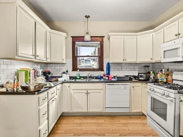 122 N Franklin St, Madison, WI 53703