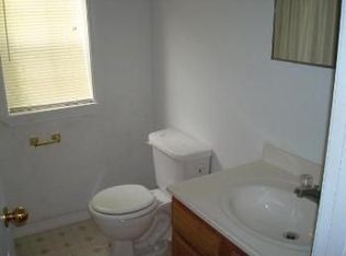 806 W 14th St, Russellville, AR 72801