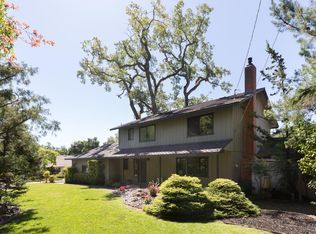 2451 Vineyard Rd, Novato, CA 94947