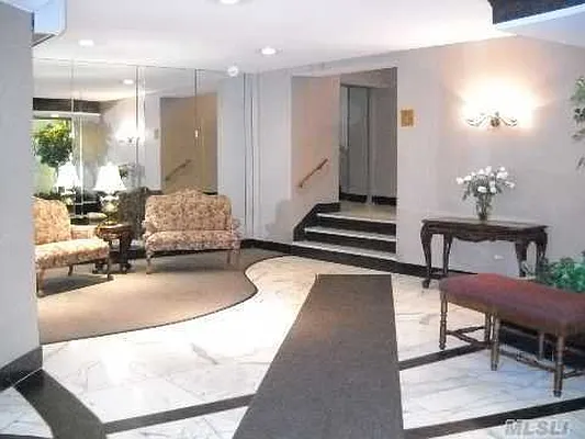 Sold by Keller Williams Realty Landmark II | media 29