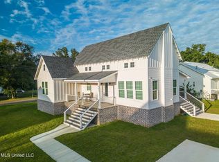 431 Magnolia St, Long Beach, MS 39560