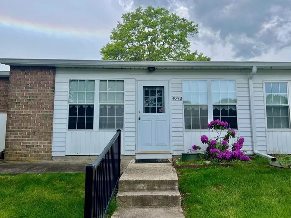 404B Woodbridge Drive #404B, Ridge, NY 11961
