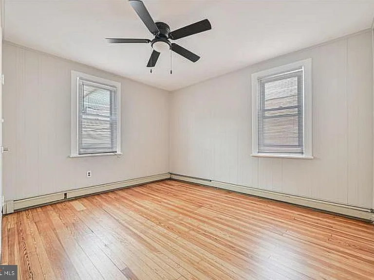 126 N Harvard Ave — Photo 14