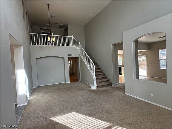 3rd image of 7826 Sagebrush Bend St