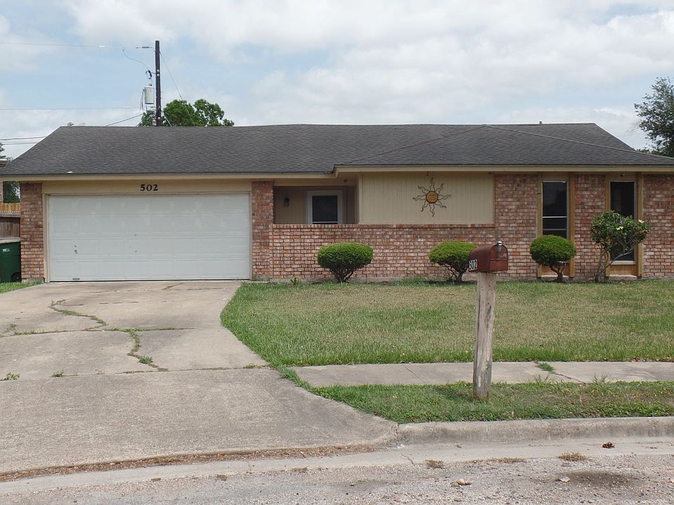 1st image of 502 Monterrey Dr