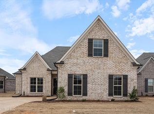 1668 Ryker Rd, Southaven, MS 38672