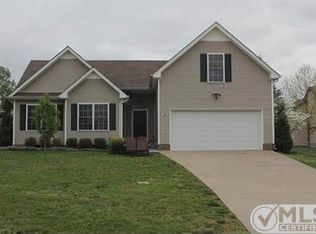 358 Woodtrace Dr, Clarksville, TN