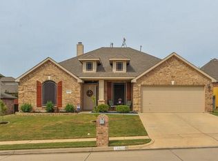 1313 Glenwood Dr, Azle, TX 76020