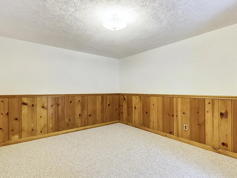 3303 Winnett Rd — Photo 29