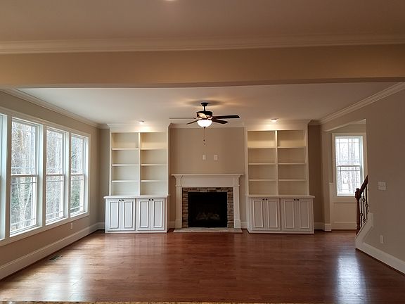 5th image of 655 Rockport Dr