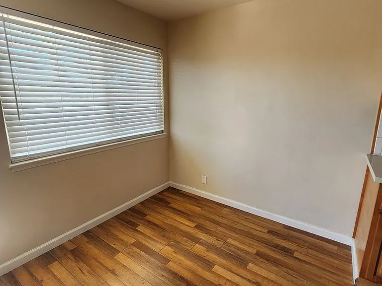 1741 Washington St — Photo 5