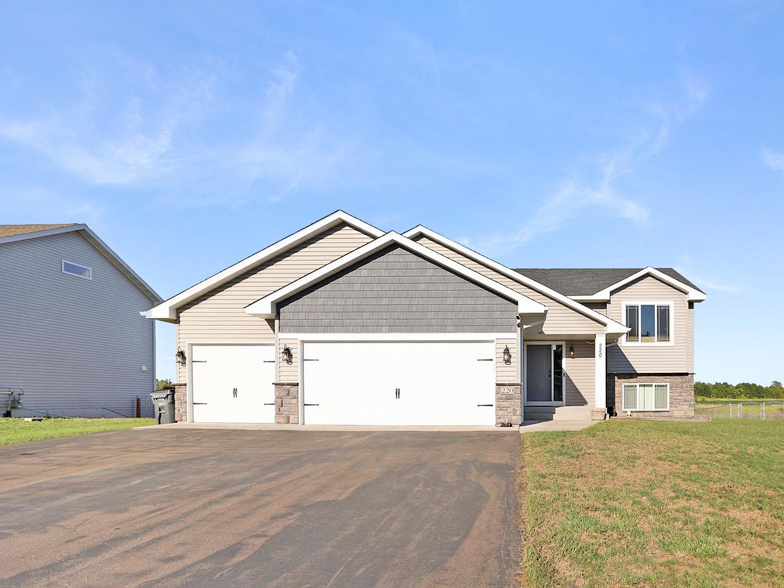220 Fitzgerald Ave N, Rush City, MN 55069 Zillow