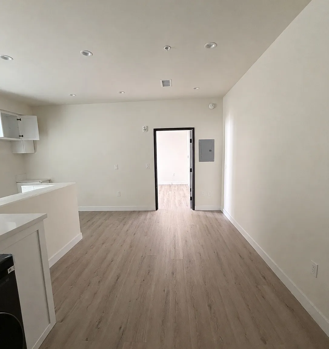 22769 Del Valle 1B 1B ADU — Photo 4