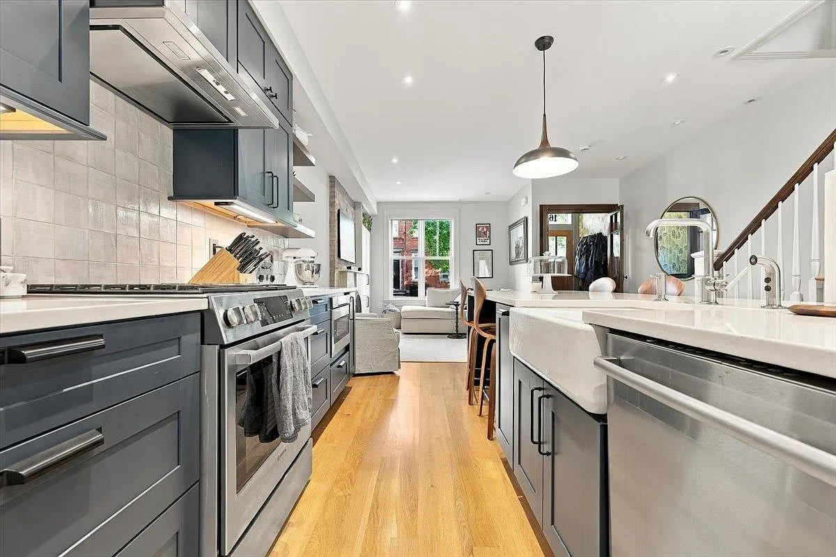 2 bed, 4.0 bath, $7,000 — Photo 3